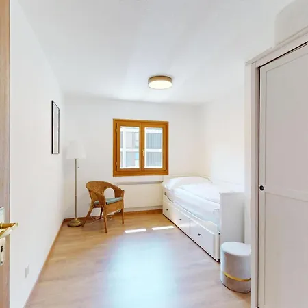 Apartman Ludains 2/9 *